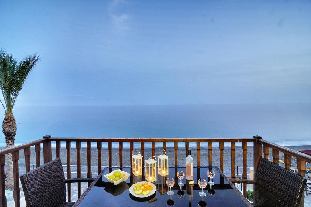 Myrtos Mare Suites Esterno foto