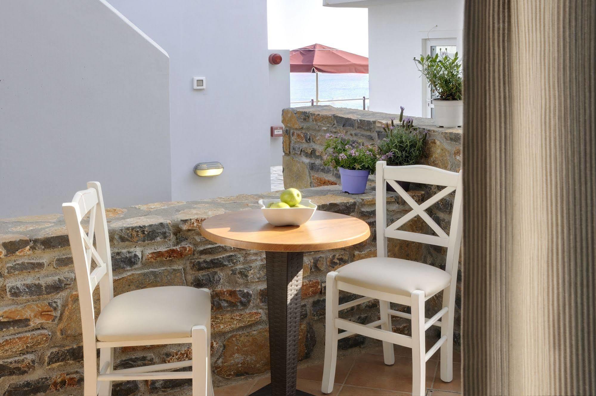 Myrtos Mare Suites Esterno foto